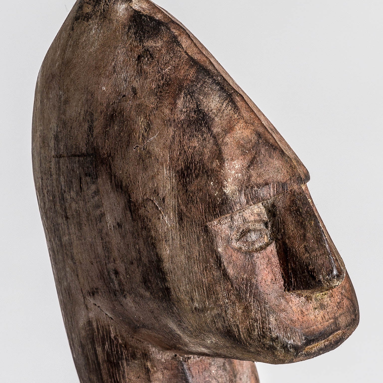 DECORATIVE FIGURE